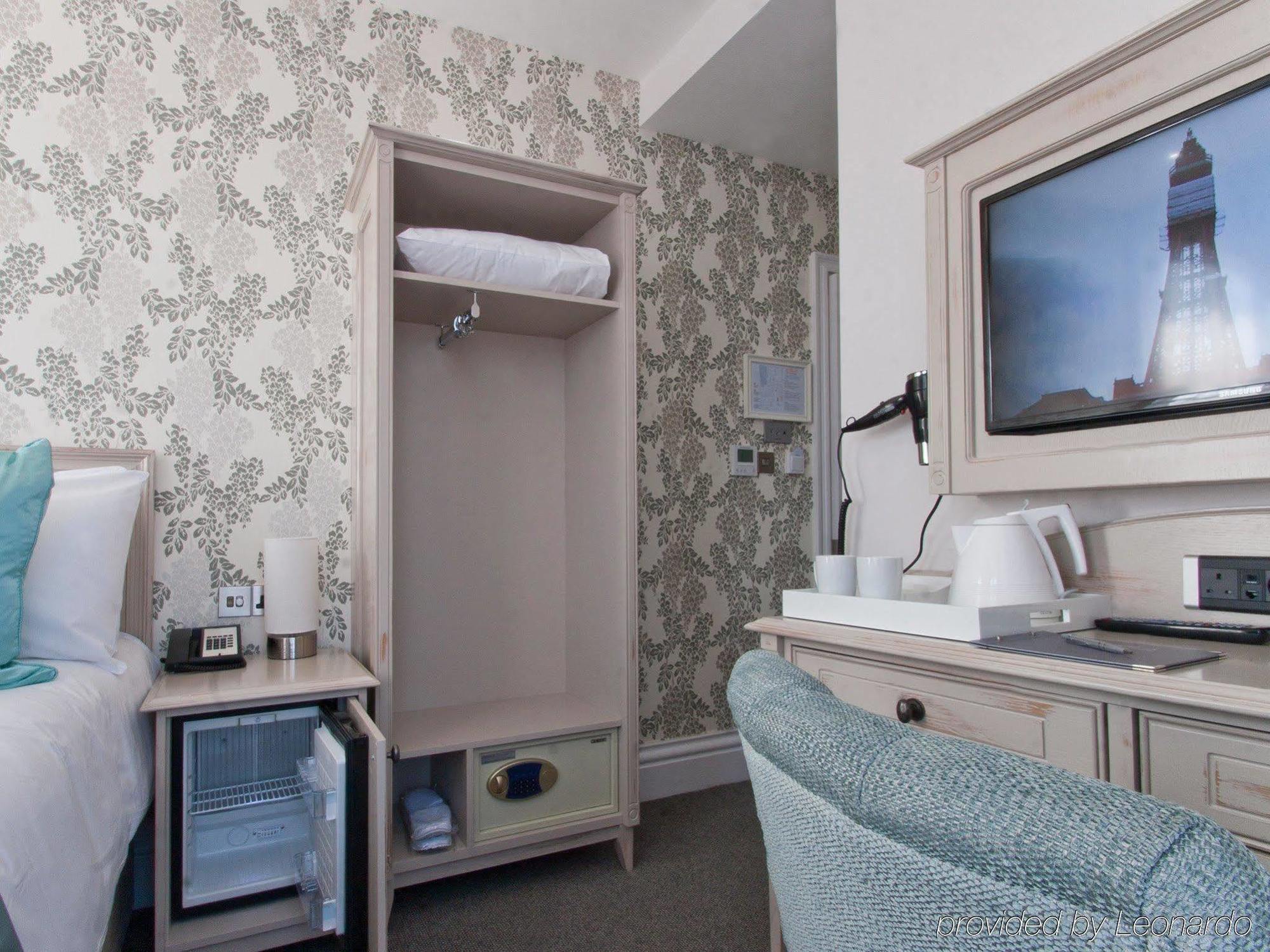 W12 Rooms London Exterior photo